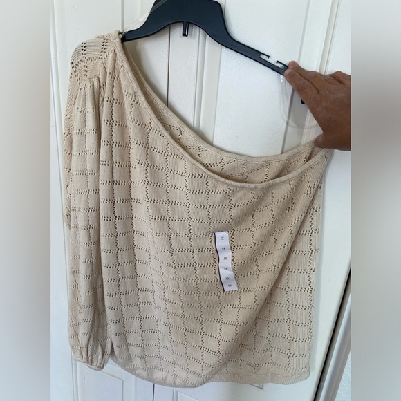 future collective Sweaters - Future Collective One Shoulder Cream/Tan colored long sleeve Top sweater size 3X
